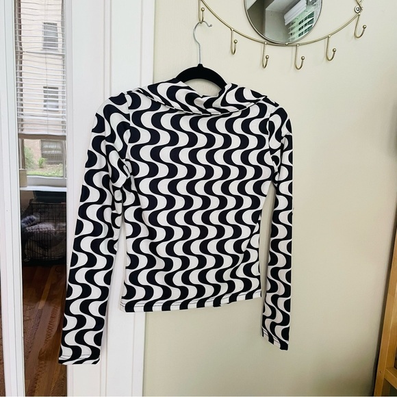 Cider Retro Print Button Down Shirt - Picture 7 of 8